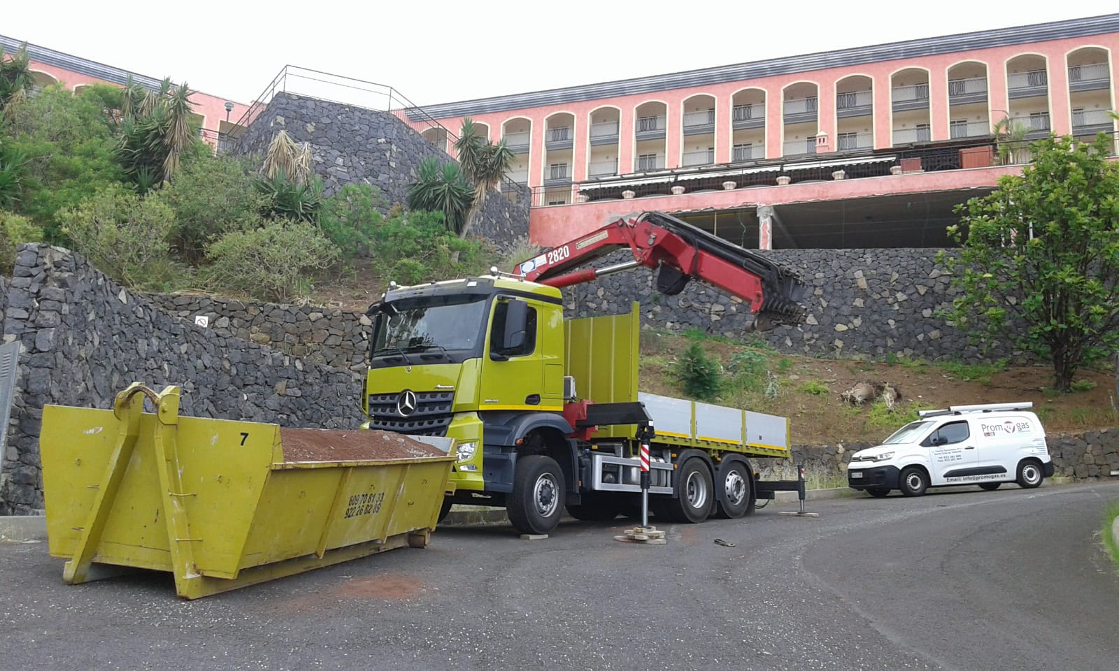 Images Transportes y Grúas Sisi