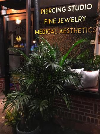 Images AHIMSA PIERCING STUDIO, FINE JEWELRY & MEDICAL AESTHETICS