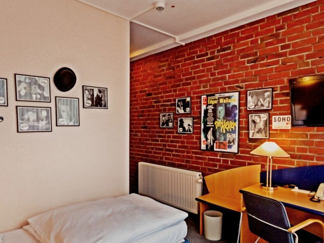 Retro-Art-Hotel Lünen, Dortmunder Straße 10 in Lünen