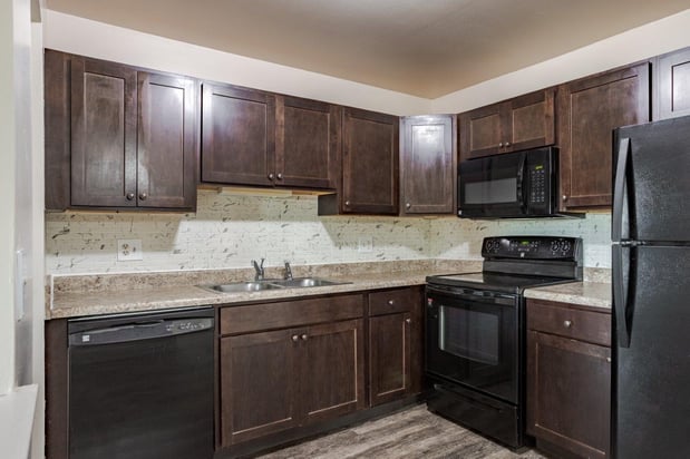 Images Pavilion Court Apartment Homes