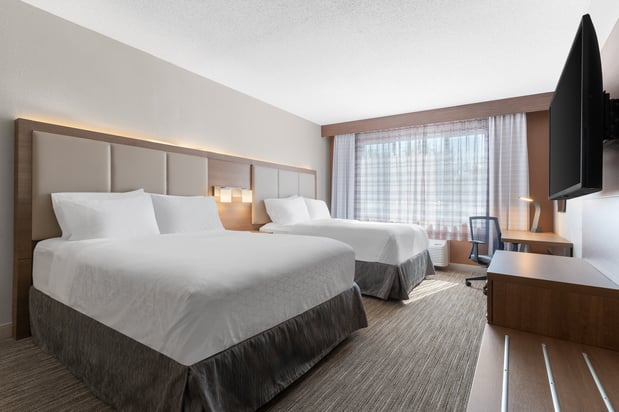 Images Holiday Inn Express & Suites Coralville by IHG