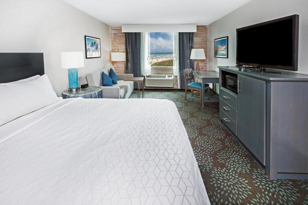 Images Holiday Inn Resort South Padre Island-Beach Front by IHG