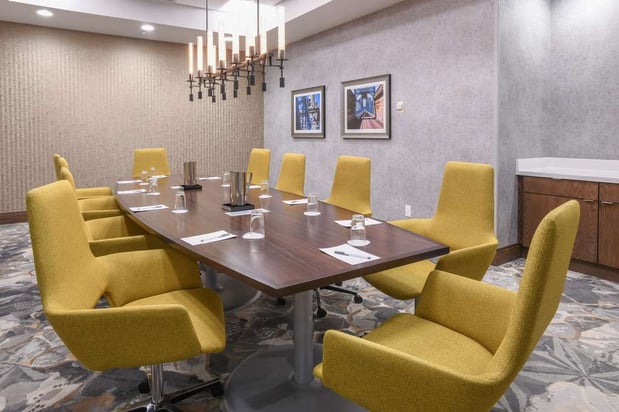 Images Hilton Garden Inn Cincinnati Midtown
