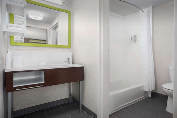Images Hampton Inn & Suites ATL-Six Flags