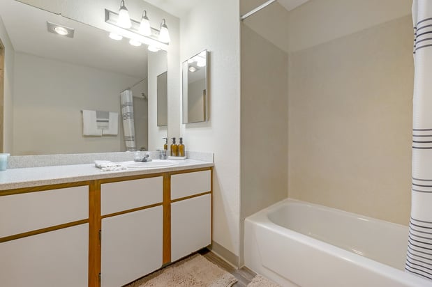 Images Alderwood Heights
