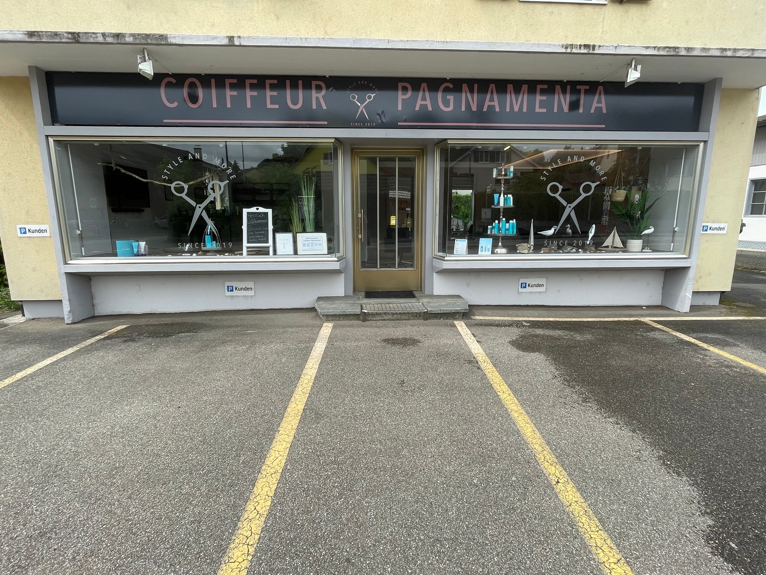 Coiffeur Pagnamenta, Hauptstrasse 59 in Magden