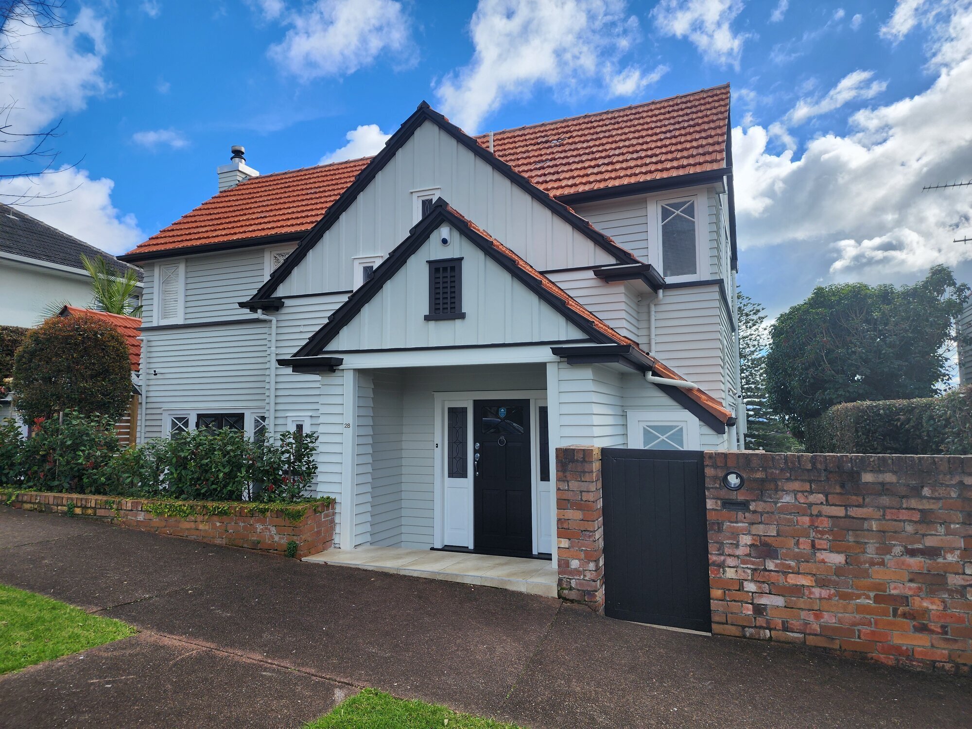 Images Tropical Painters & Decorators