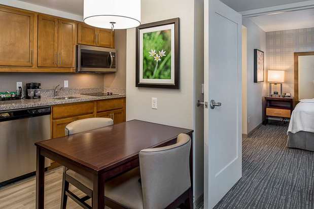 Images Homewood Suites by Hilton St. Louis Westport
