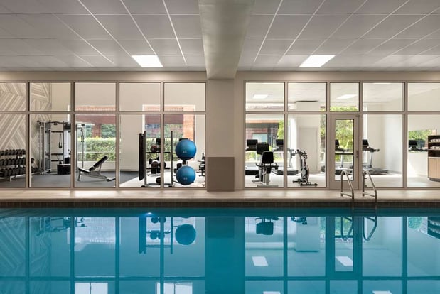 Images DoubleTree by Hilton New York LaGuardia Airport