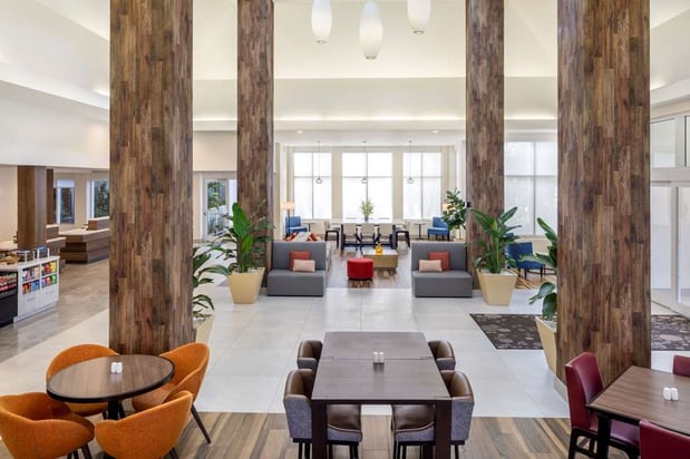 Images Hilton Garden Inn Miami Airport West