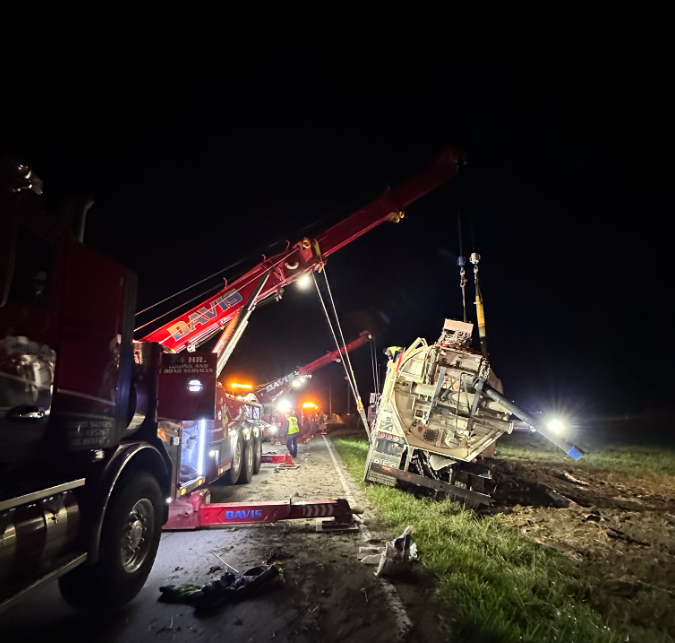 Images Davis Towing & Recovery