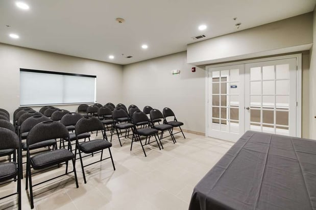Images SureStay Studio by Best Western Conroe Downtown