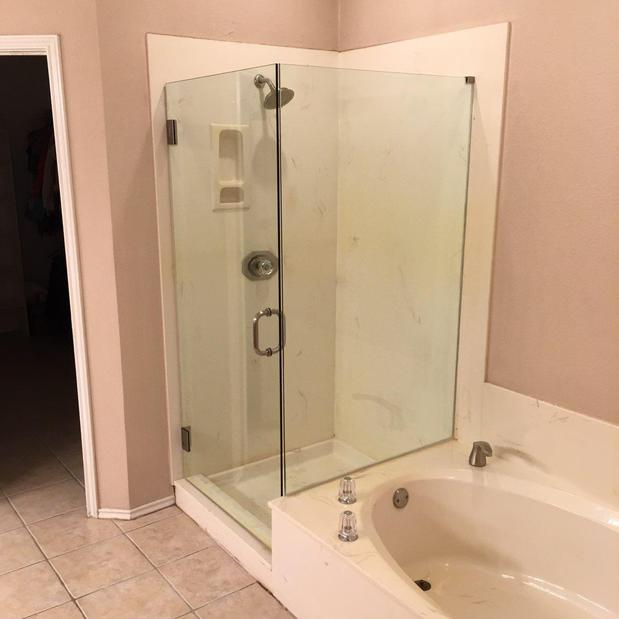 Images Shower Doors of Nashville LLC