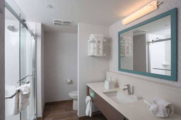 Images Hampton Inn & Suites Manistee Waterfront