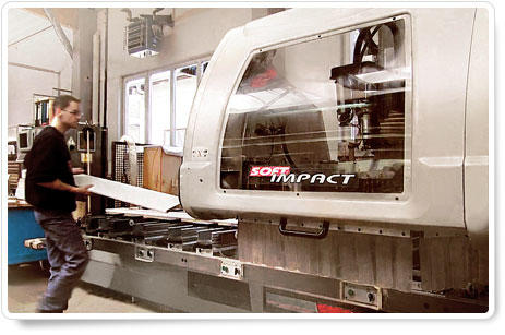 Holztechnik Gustav Konrad GmbH & Co. KG, Riederner Straße 1 in Eichenbühl-Pfohlbach