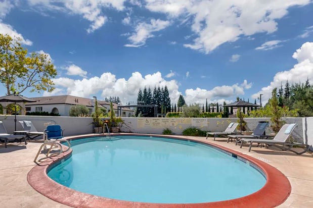 Images Best Western Dry Creek Inn