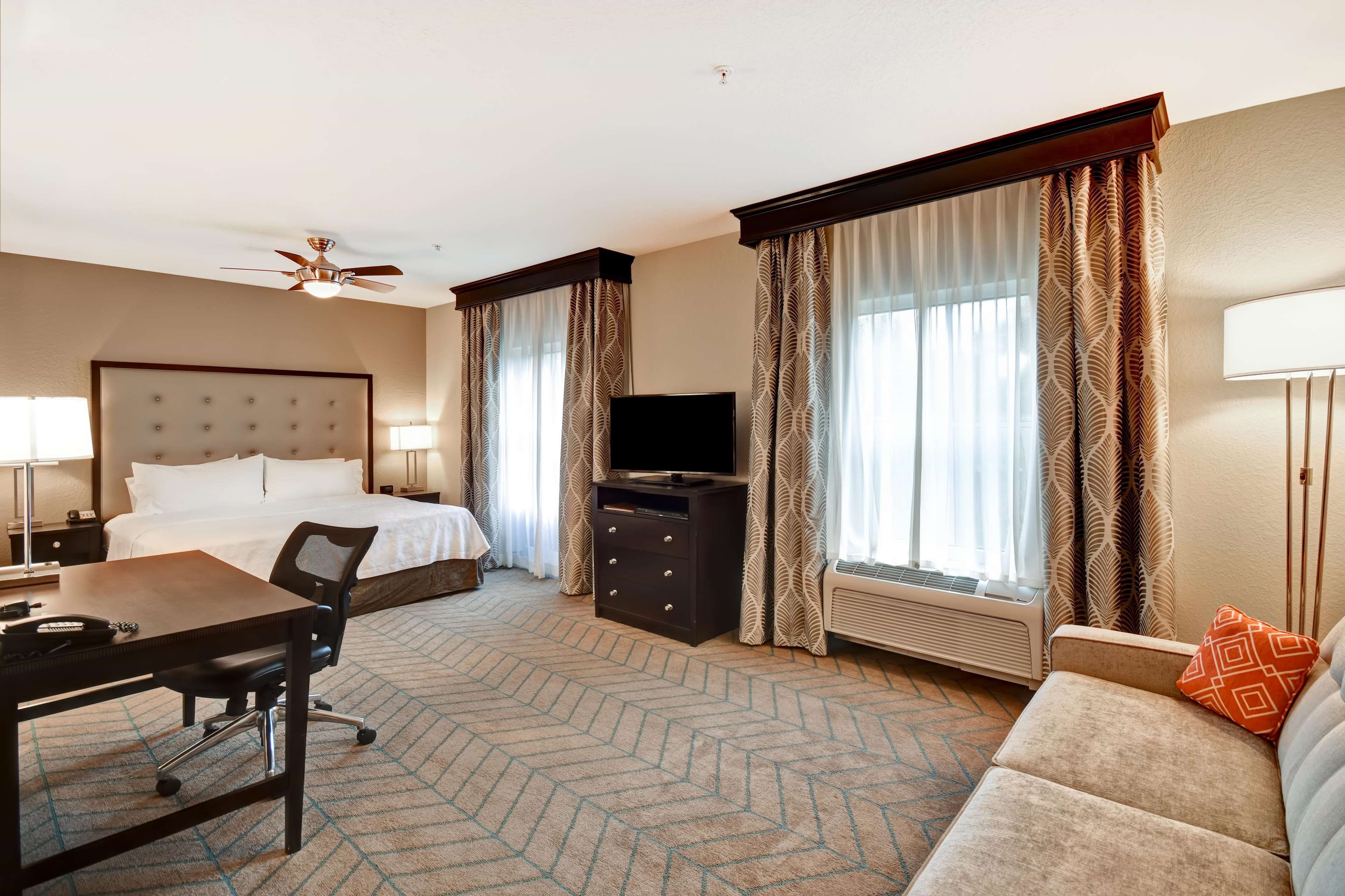 Guest room