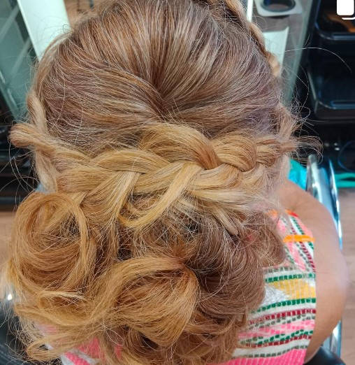 Images Peluquería Ainhoa Luz de Luna