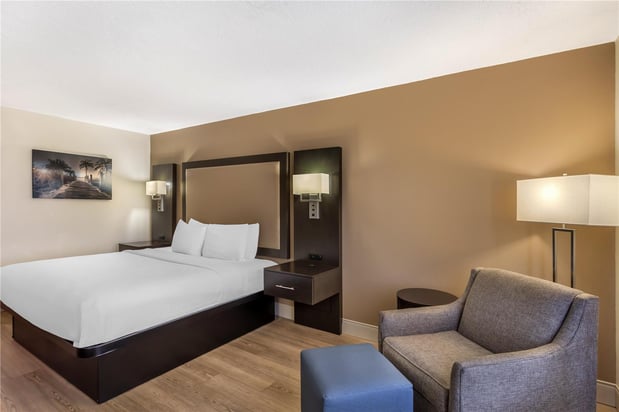 Images Best Western Plus Madison