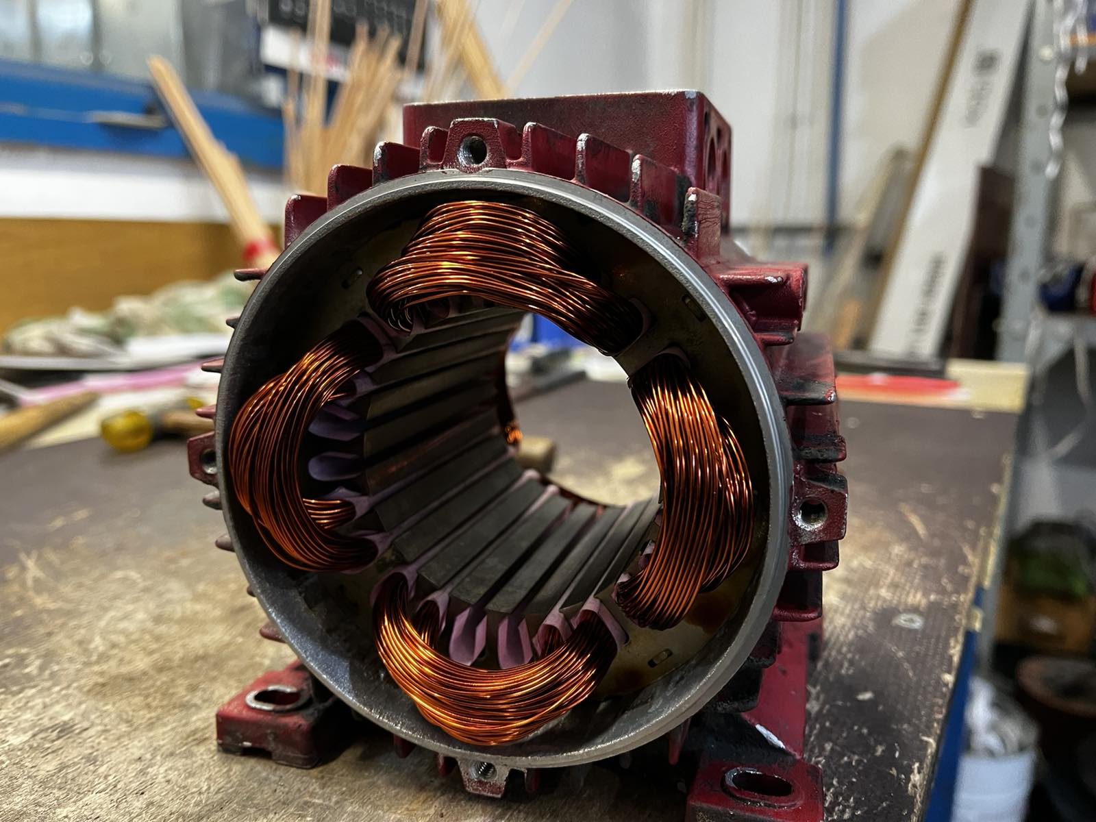 Images VILLTEK EMSZ Kft. Villanymotor javítás és tekercselés