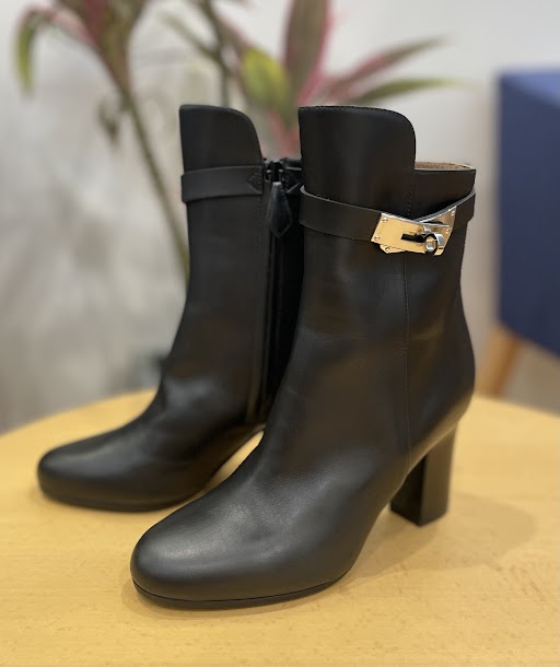 Images KOMEHYO（コメ兵）買取センターなんばスカイオ
