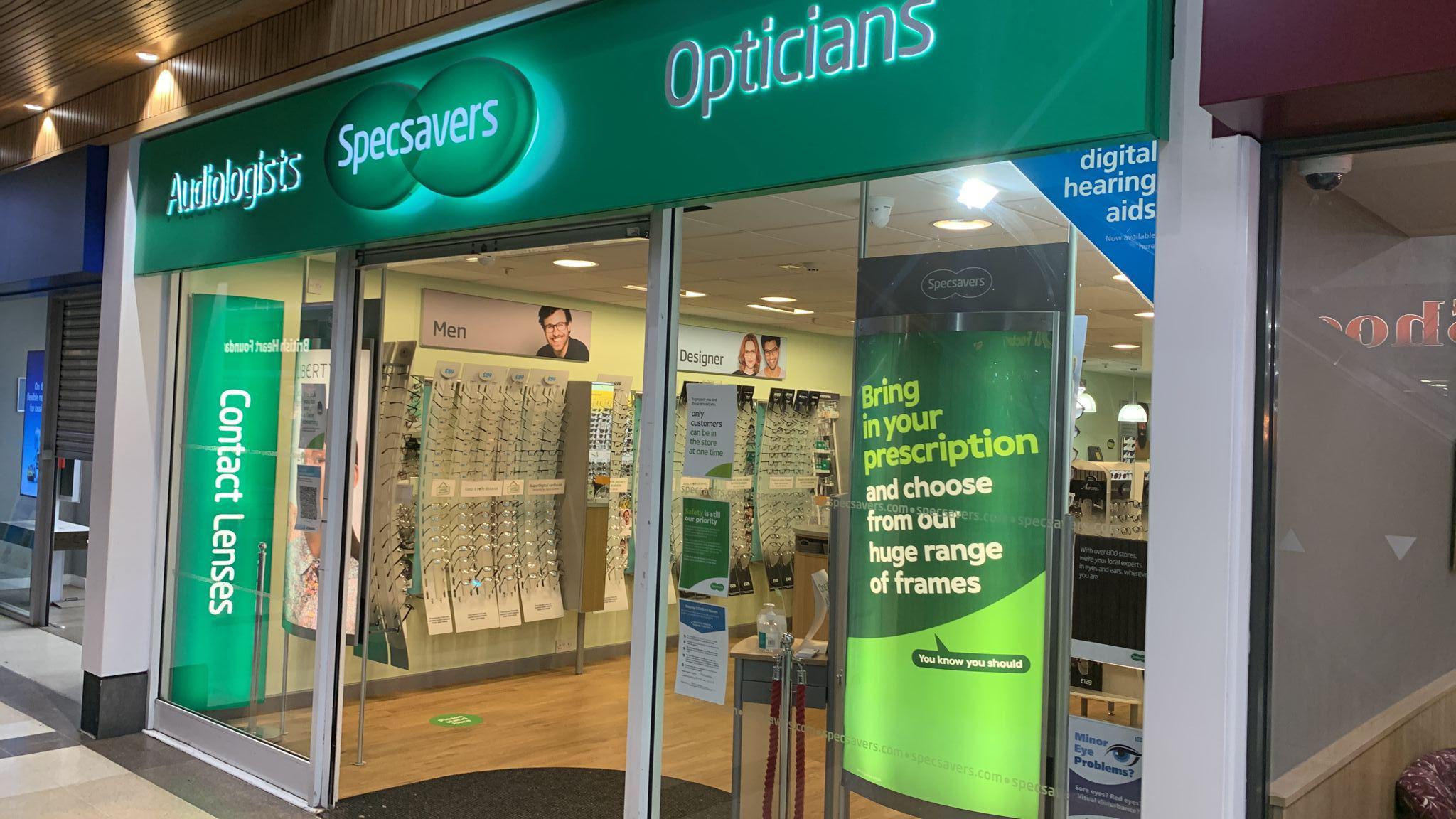Middleton Specsavers Specsavers Opticians and Audiologists - Middleton Manchester 01616 540440