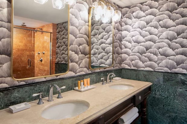 Images Amway Grand Plaza, Curio Collection by Hilton