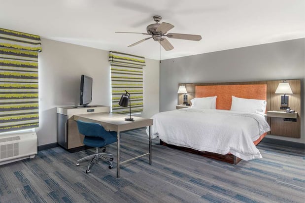 Images Hampton Inn Brownwood