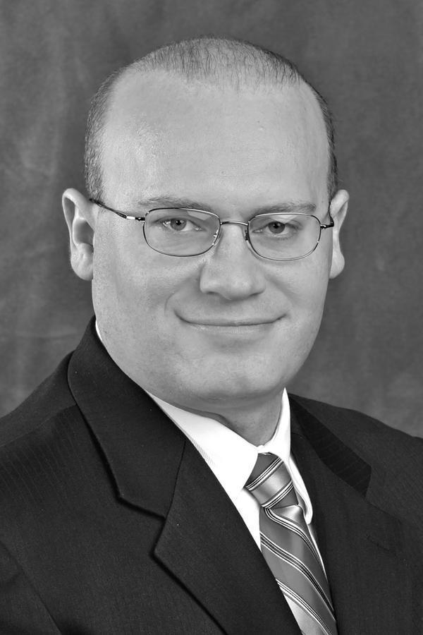 Edward Jones - Financial Advisor: Daniel Suckert Fargo (701)281-5264