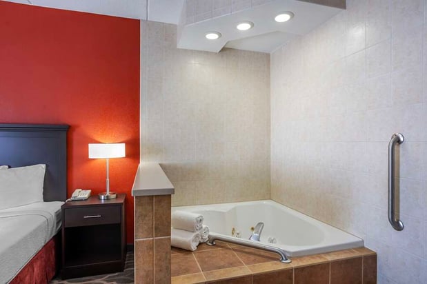 Images Best Western Inn at Blakeslee-Pocono