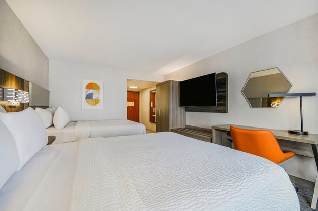 Images Holiday Inn Express & Suites Buffalo-Airport by IHG