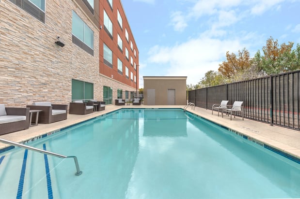 Images Holiday Inn Express & Suites Austin Airport East by IHG