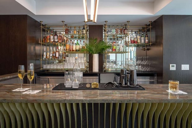 Images Tulsa Club Hotel, Curio Collection by Hilton