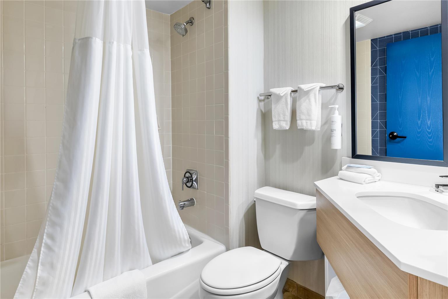 Spark by Hilton Green Bay