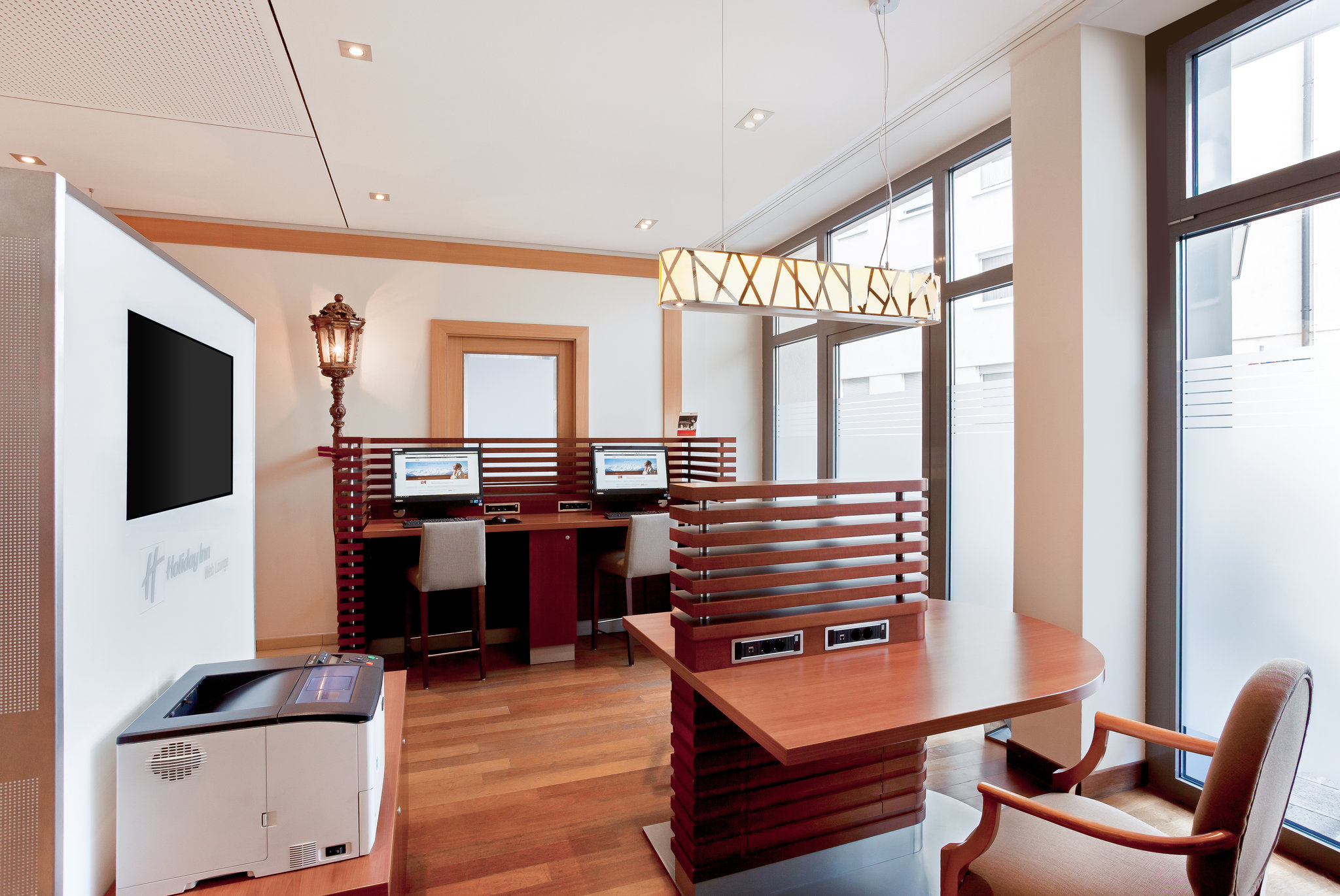 Holiday Inn Nürnberg City Centre by IHG, Engelhardsgasse 12 in Nuernberg