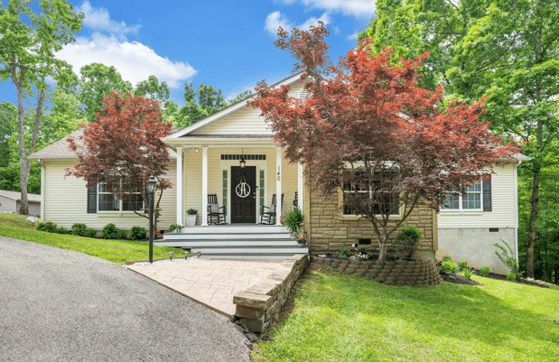 Images Damon Gettier and Associates, Realtors-Brokered by Real Broker LLC