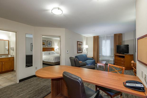 Images Candlewood Suites Mobile-Downtown by IHG