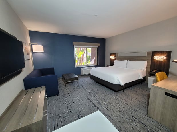 Images Holiday Inn Express San Diego South - Chula Vista by IHG