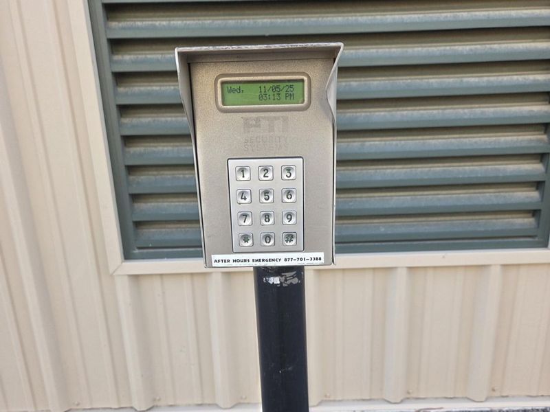 Images Extra Space Storage