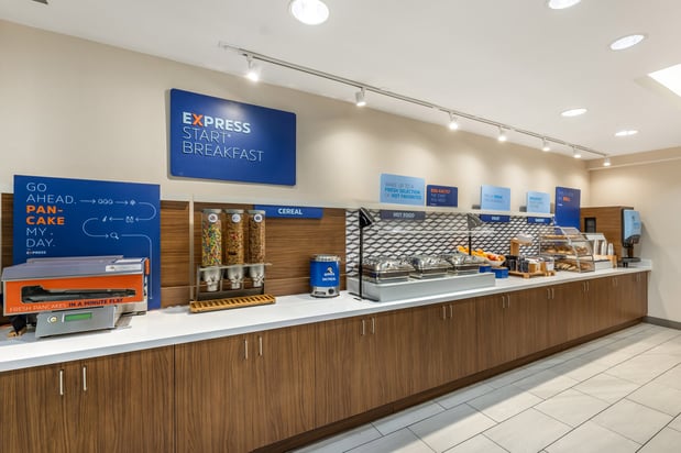 Images Holiday Inn Express Crestwood by IHG