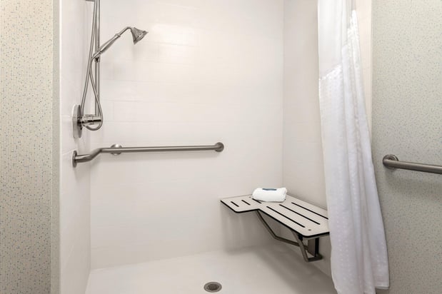 Images Holiday Inn Express & Suites Lawton-Fort Sill by IHG