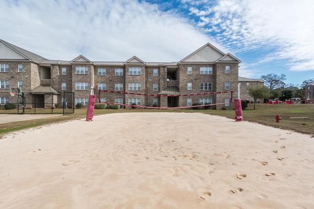 Images Central House on Stadium Apartments