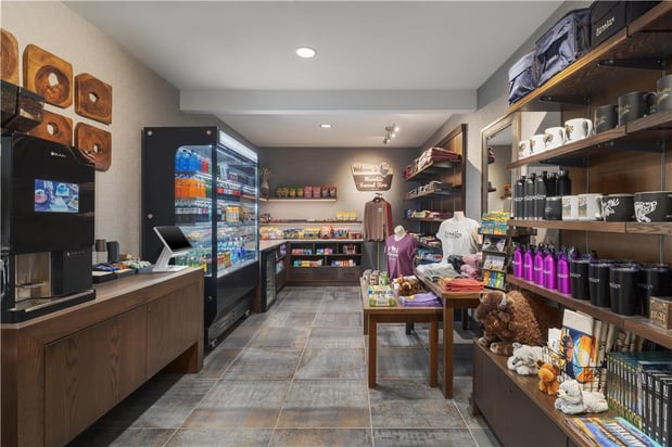 Images Starlite Yellowstone, Tapestry Collection by Hilton