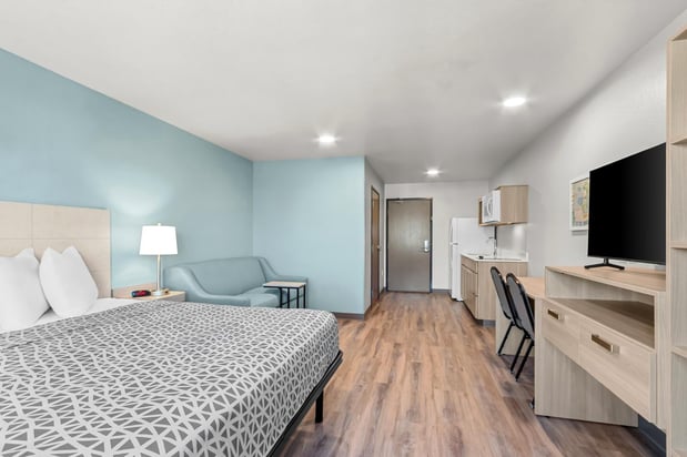 Images WoodSpring Suites Charlotte-Arrowood