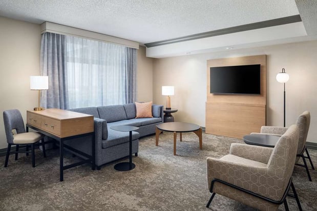Images Embassy Suites by Hilton Charleston Airport Hotel & Convention Center