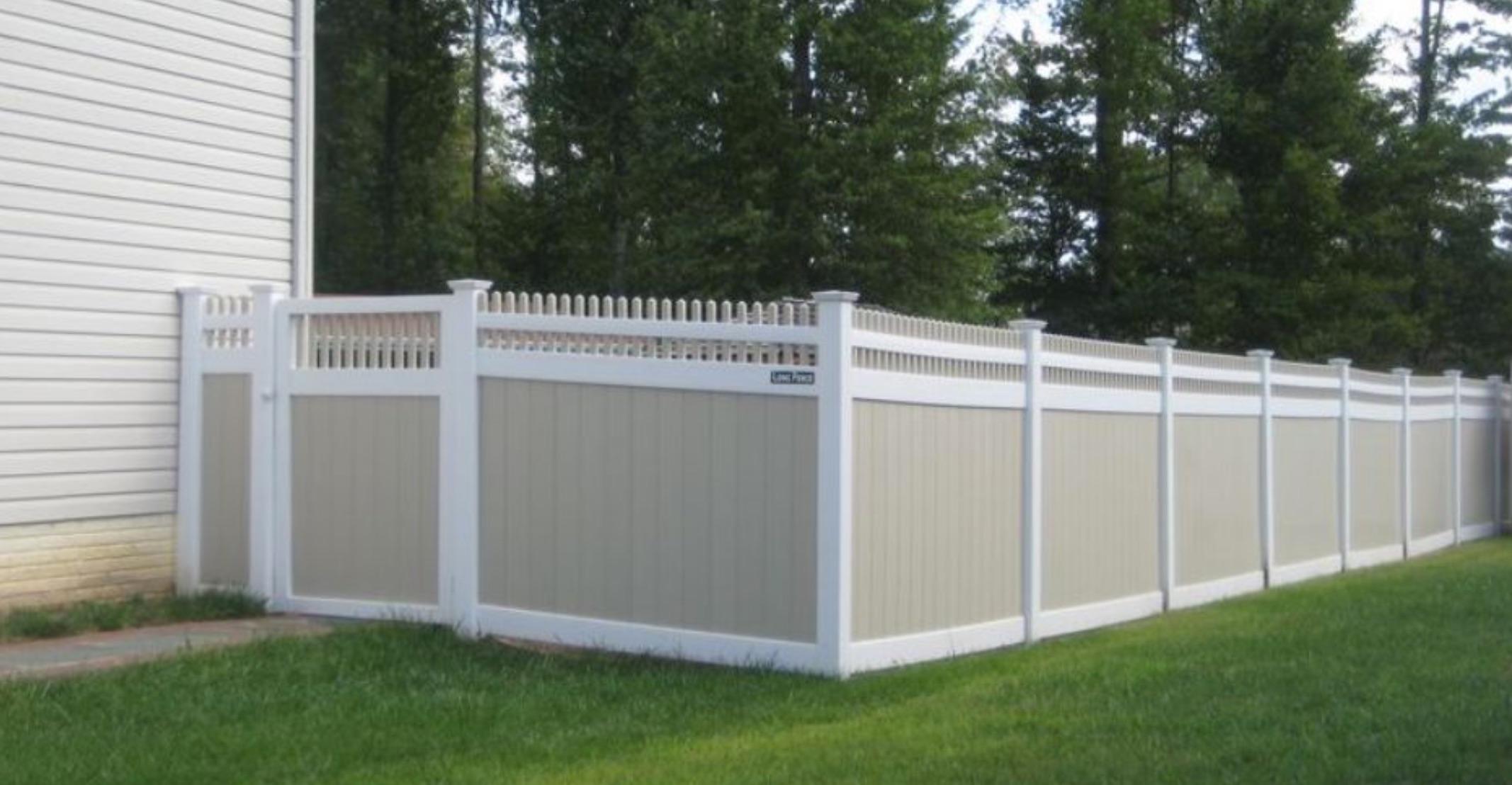 Residential Vinyl Privacy Fence