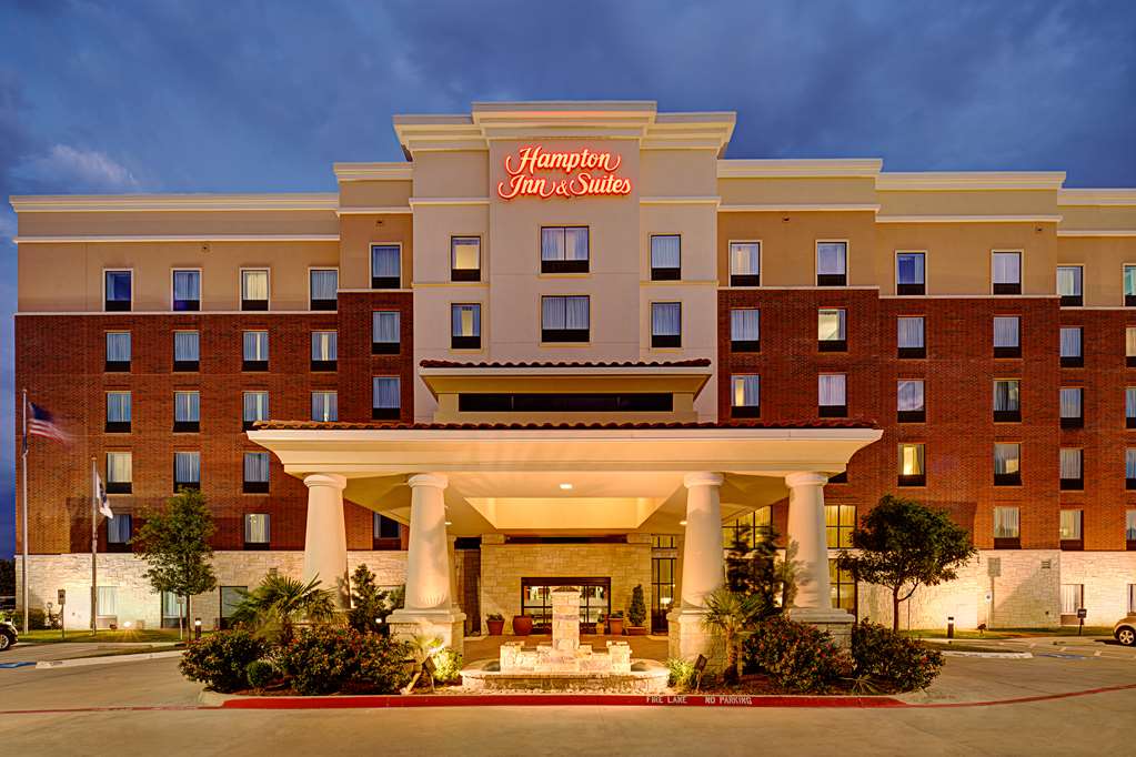 Hampton Inn & Suites Dallas/Lewisville-Vista Ridge Mall, TX - Lewisville, TX 75067 - (972)315-3200 | ShowMeLocal.com