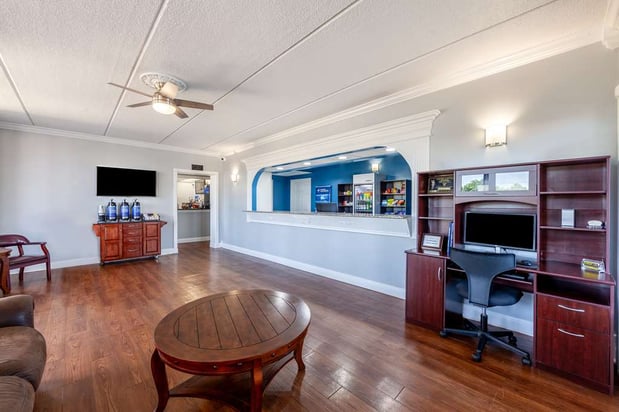 Images Best Western Wilderness Trail Inn