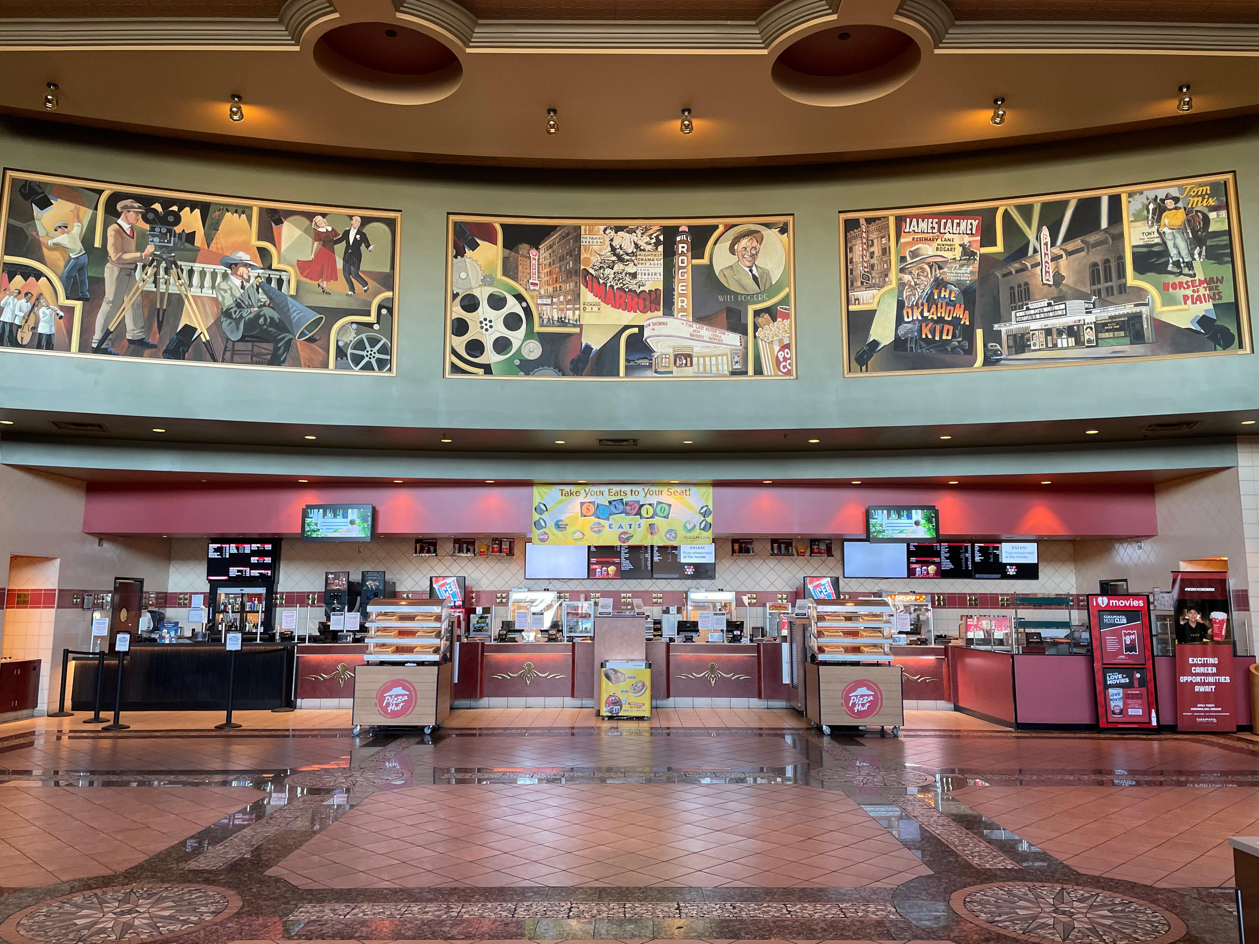 Cinemark Tulsa IMAX_Lobby