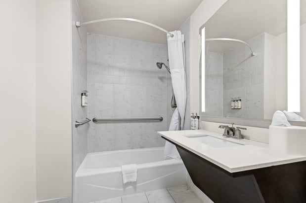 Images Holiday Inn Express Saint Simons Island by IHG